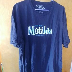 Matilda Tshirt - XL
